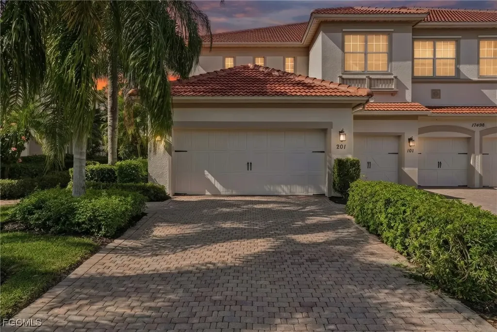 17498 Old Harmony Drive Fort Myers FL 33908