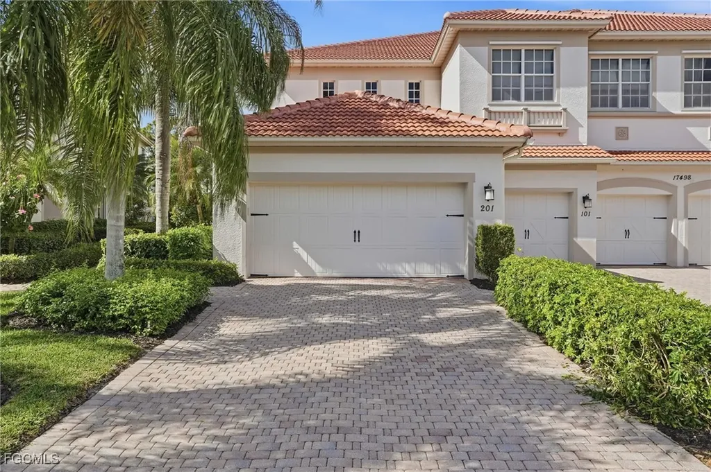 17498 Old Harmony Drive Fort Myers FL 33908