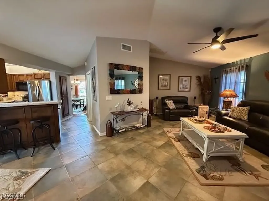 408 SE 19th Lane Cape Coral FL 33990