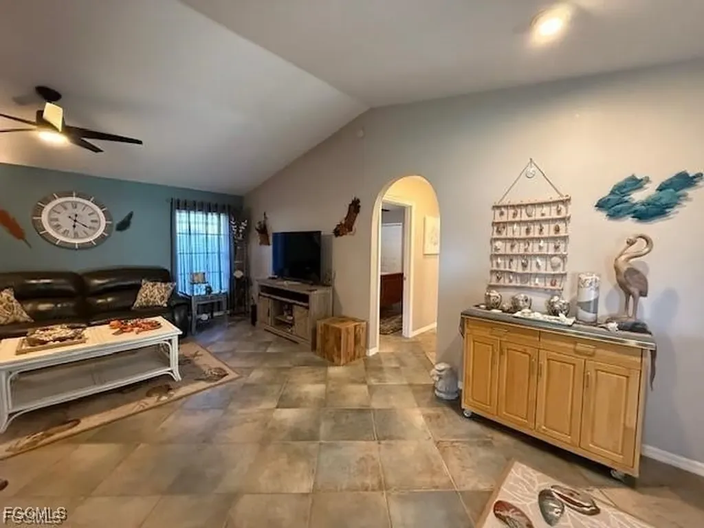 408 SE 19th Lane Cape Coral FL 33990