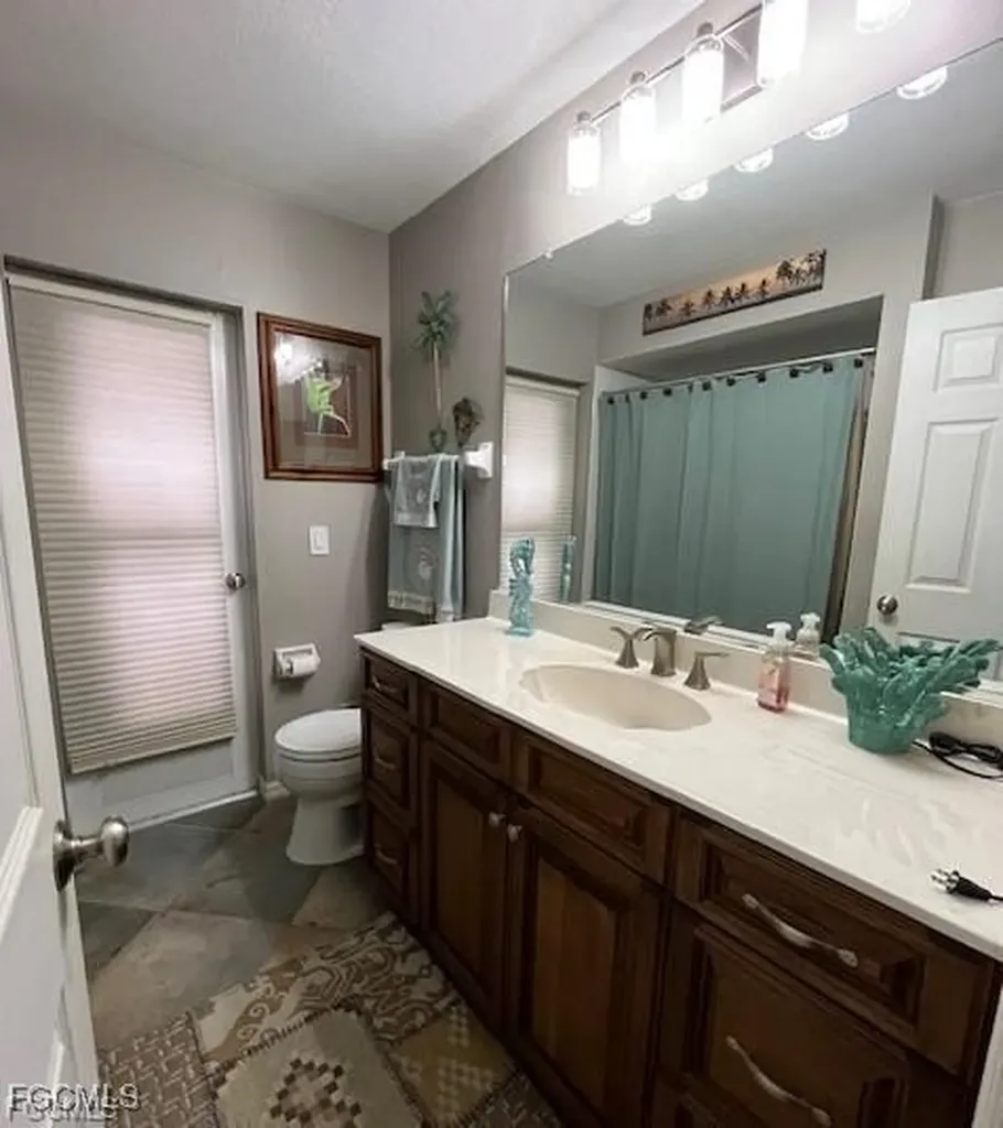 408 SE 19th Lane Cape Coral FL 33990