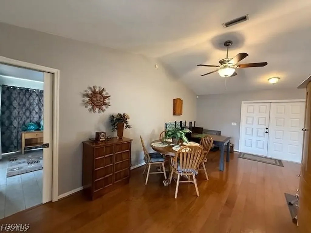 408 SE 19th Lane Cape Coral FL 33990