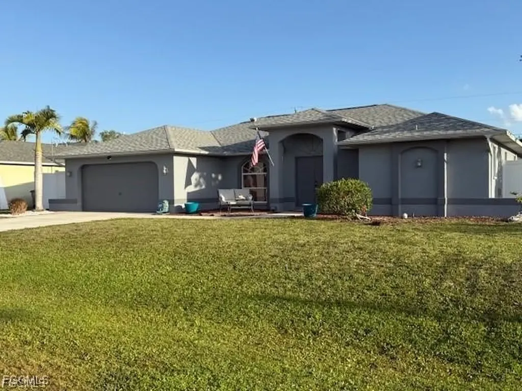 408 SE 19th Lane Cape Coral FL 33990
