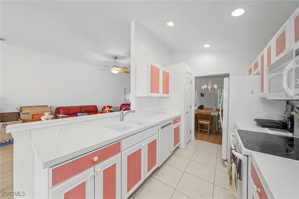 2492 Belleville Court Cape Coral FL 33991