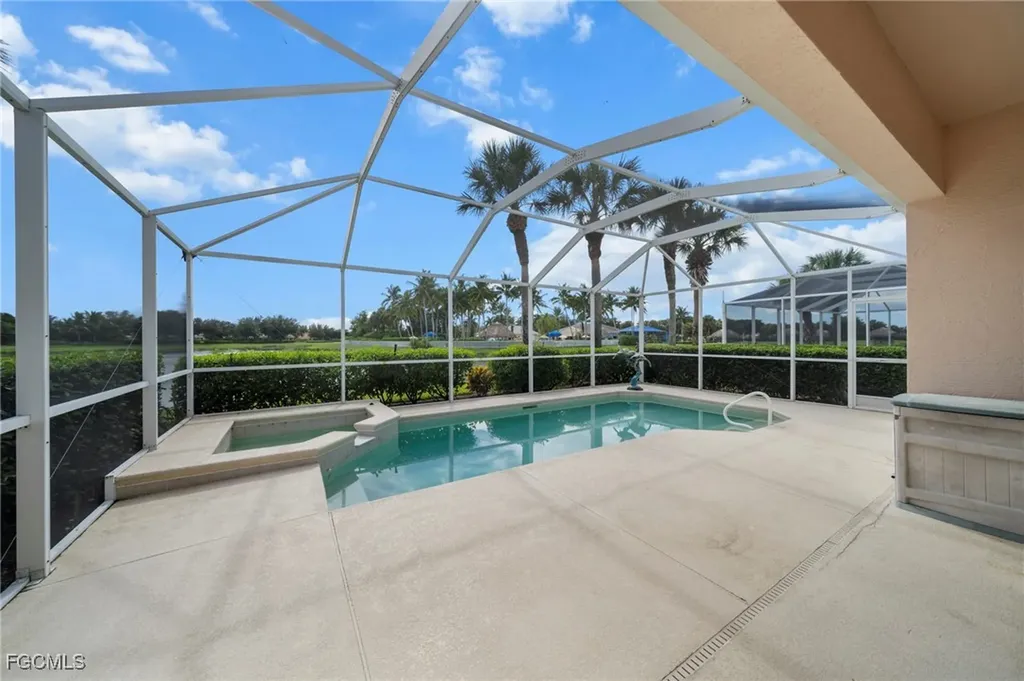 2492 Belleville Court Cape Coral FL 33991