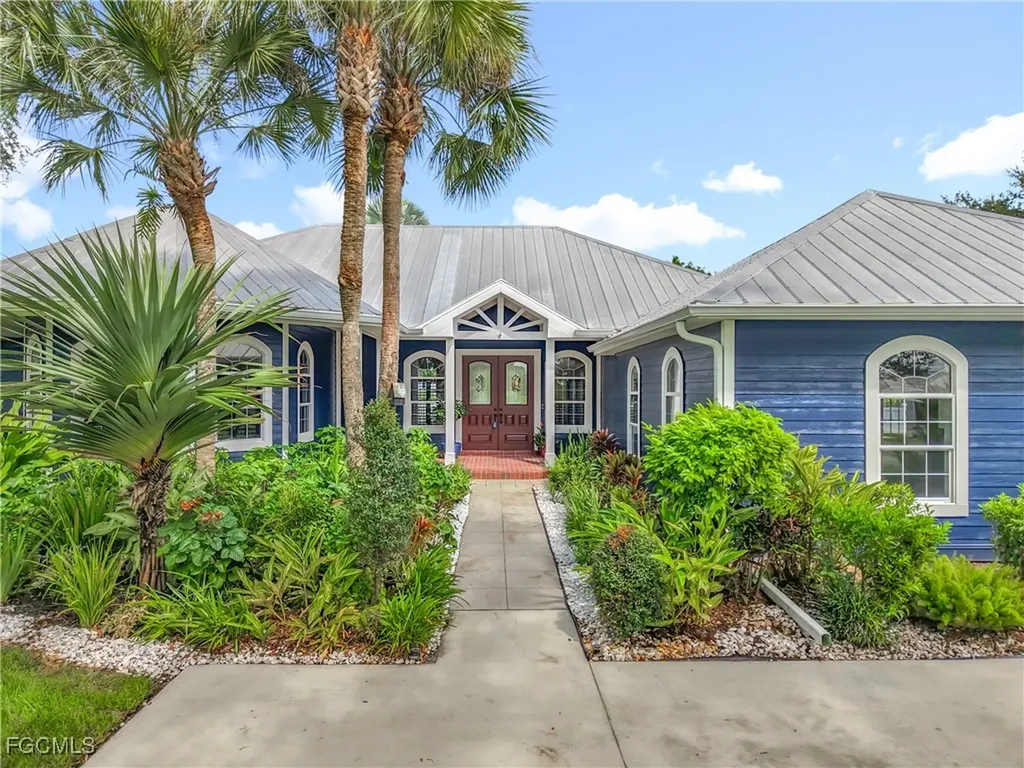 18120 Riverchase Court Alva FL 33920