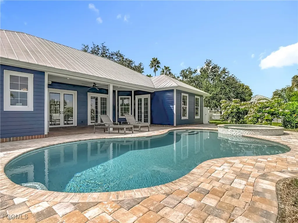 18120 Riverchase Court Alva FL 33920