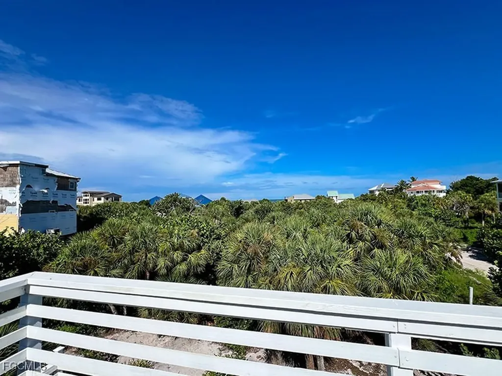4561 Smugglers Drive Upper Captiva FL 33924