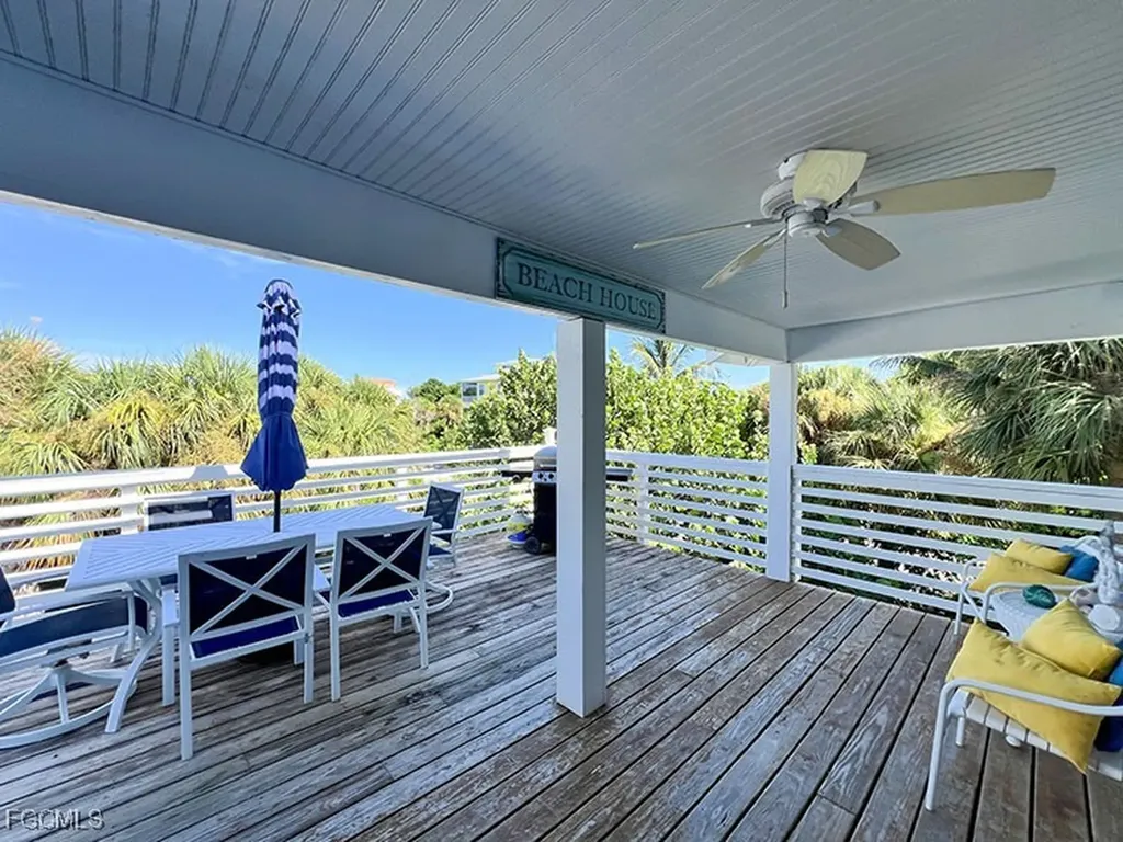 4561 Smugglers Drive Upper Captiva FL 33924