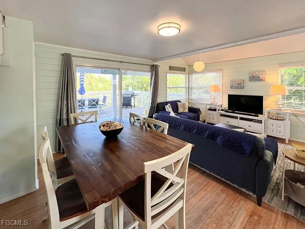 4561 Smugglers Drive Upper Captiva FL 33924