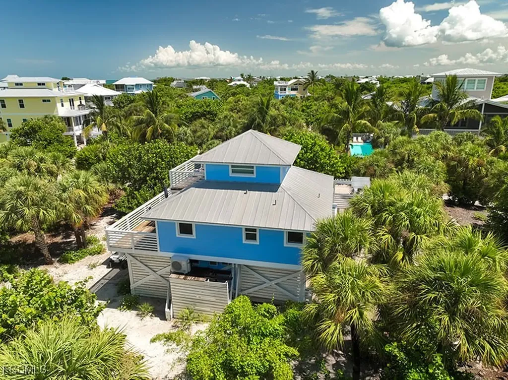 4561 Smugglers Drive Upper Captiva FL 33924