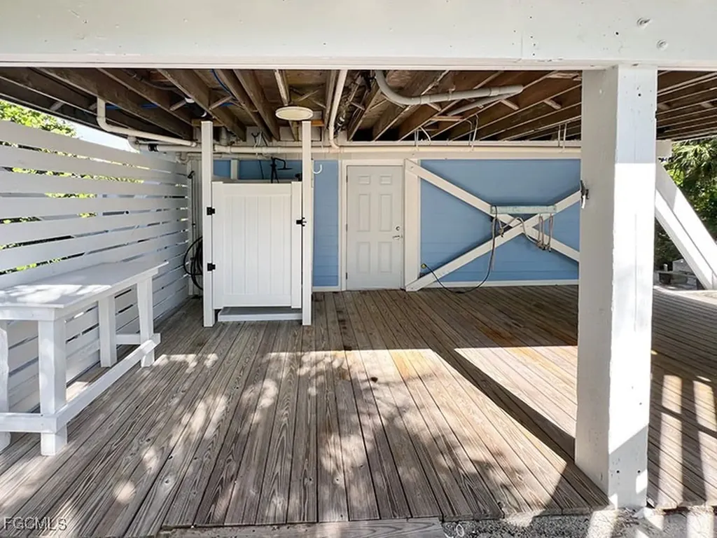 4561 Smugglers Drive Upper Captiva FL 33924