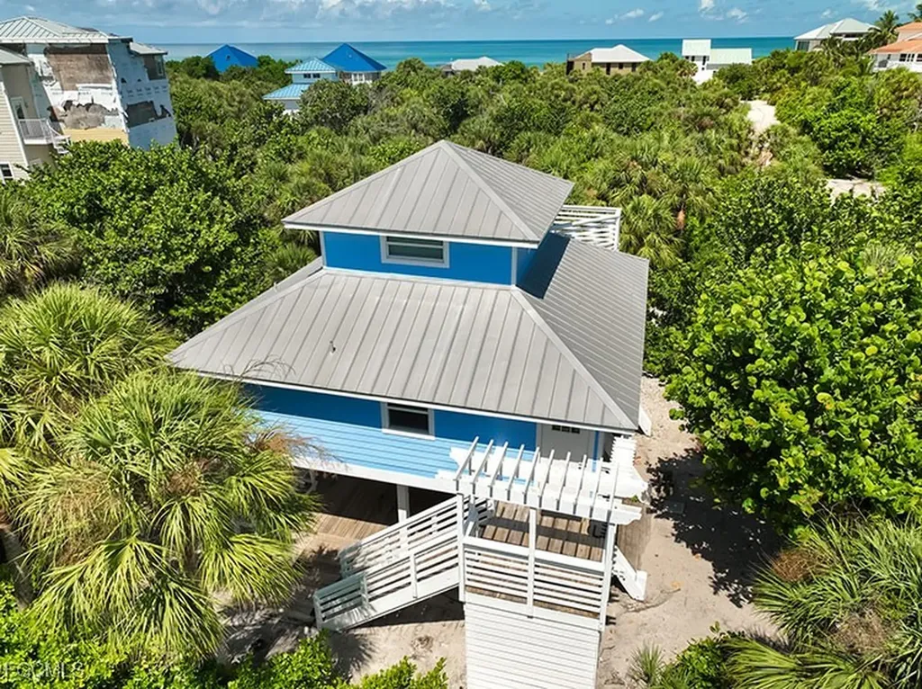 4561 Smugglers Drive Upper Captiva FL 33924