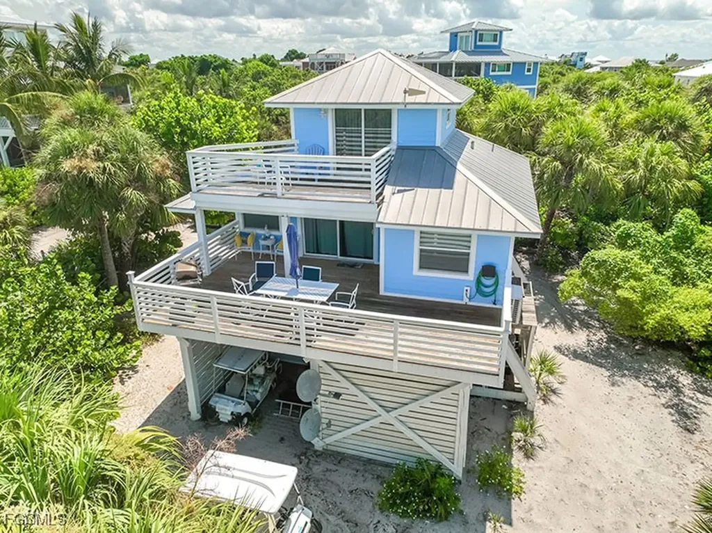 4561 Smugglers Drive Upper Captiva FL 33924