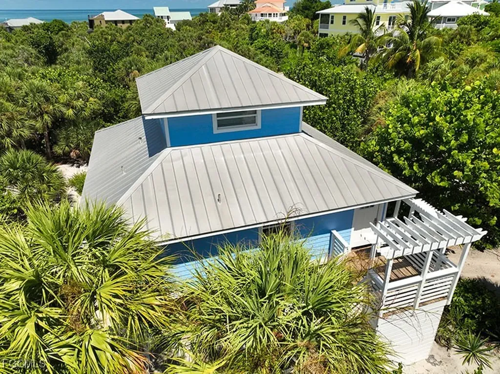4561 Smugglers Drive Upper Captiva FL 33924