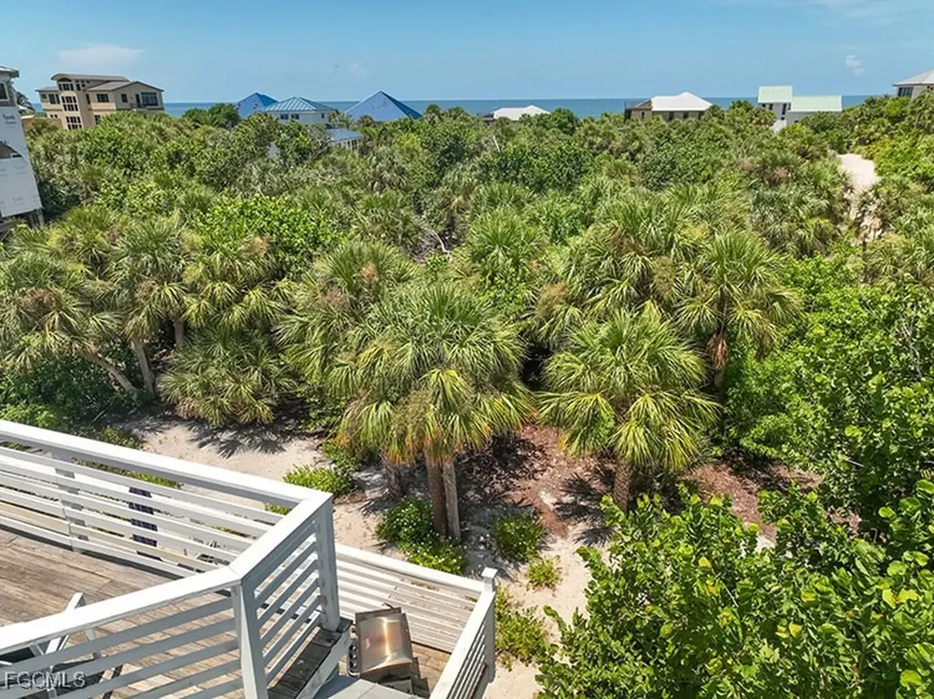 4561 Smugglers Drive Upper Captiva FL 33924