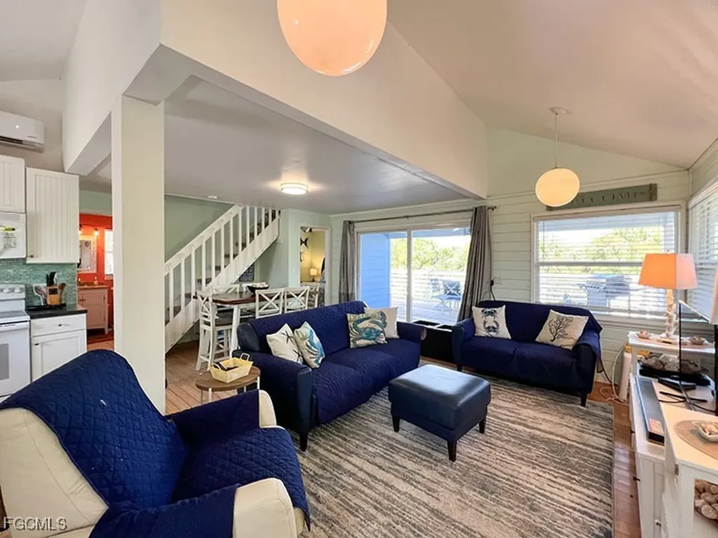 4561 Smugglers Drive Upper Captiva FL 33924