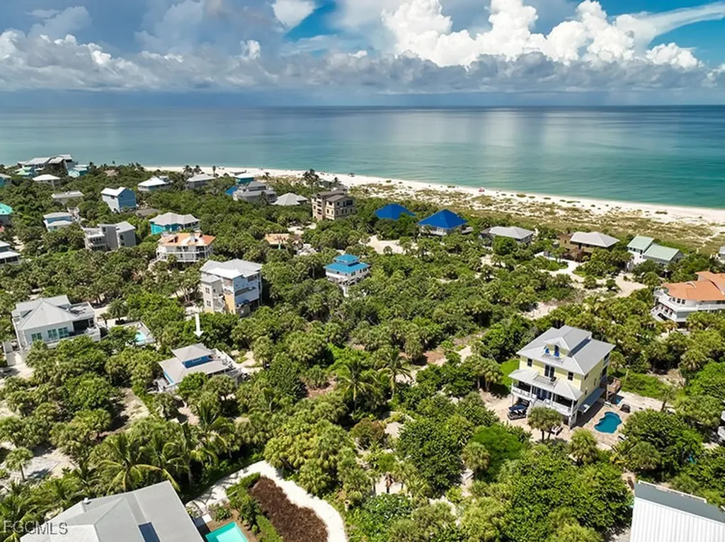 4561 Smugglers Drive Upper Captiva FL 33924