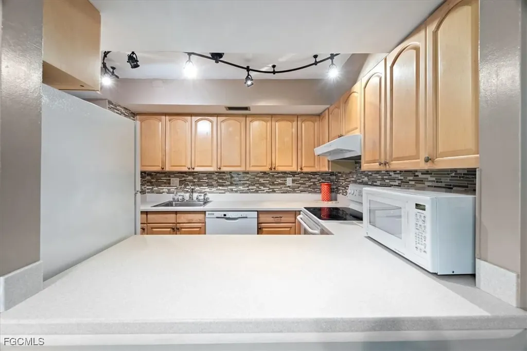 5405 Peppertree Drive Fort Myers FL 33908