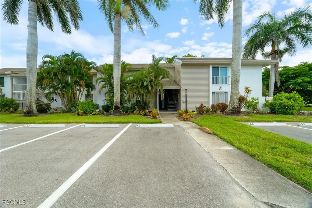 5405 Peppertree Drive Fort Myers FL 33908
