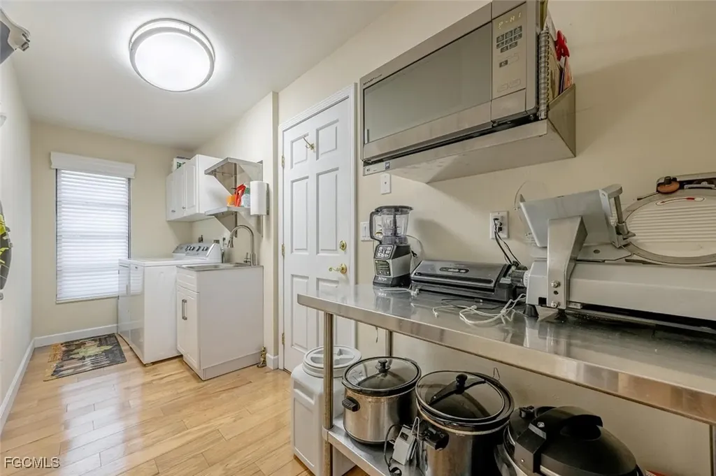 1404 SW 49th Terrace Cape Coral FL 33914