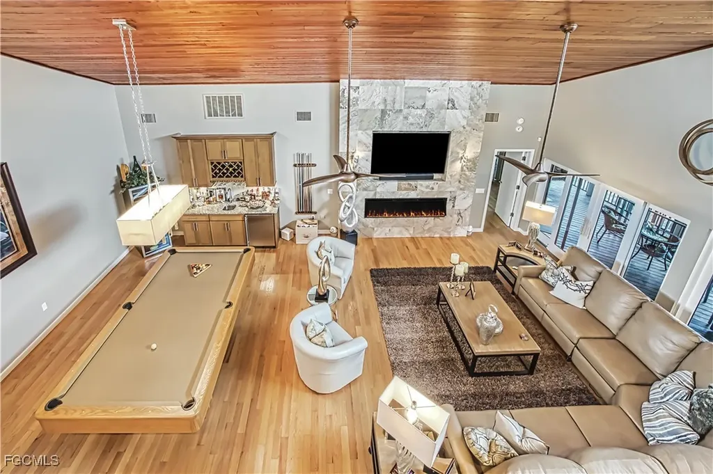 766 Sand Dollar Drive Sanibel FL 33957