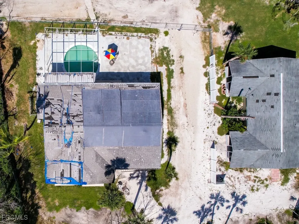 1450-1460 Court Place Sanibel FL 33957