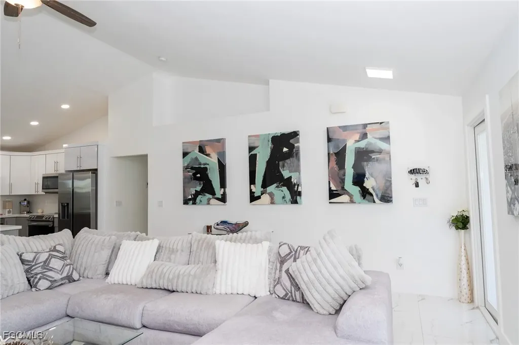 4623 Jacaranda Parkway W Cape Coral FL 33993