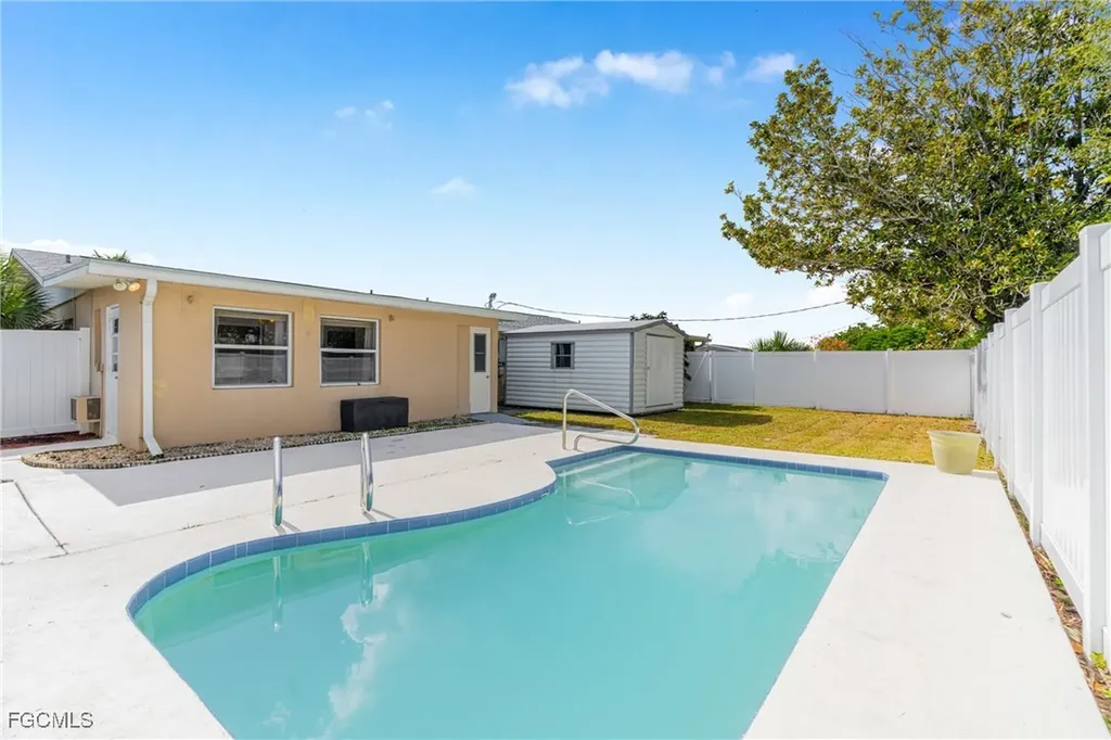 6004 Deming Avenue North Port FL 34287