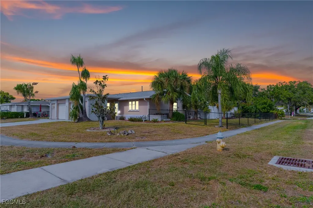 6004 Deming Avenue North Port FL 34287