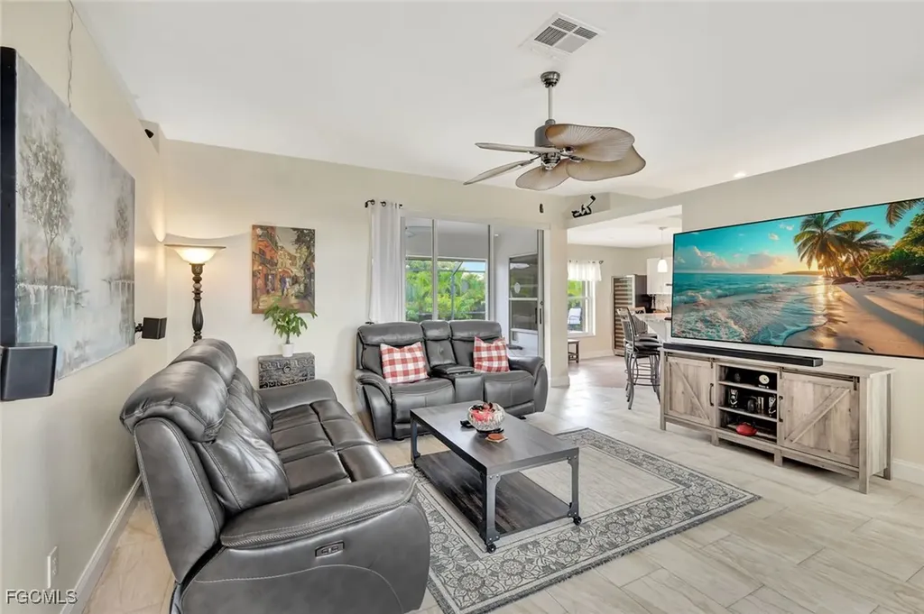 831 SW 17th Terrace Cape Coral FL 33991