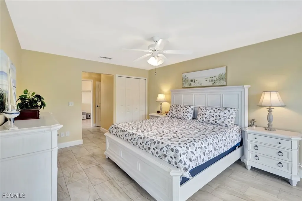 831 SW 17th Terrace Cape Coral FL 33991