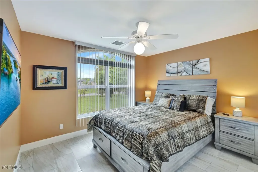 831 SW 17th Terrace Cape Coral FL 33991