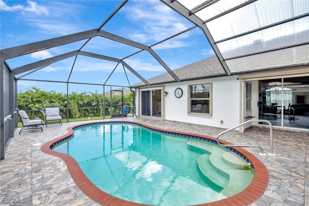 831 SW 17th Terrace Cape Coral FL 33991