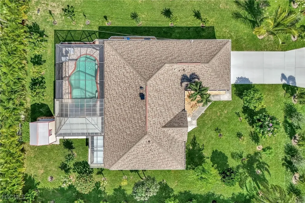 831 SW 17th Terrace Cape Coral FL 33991