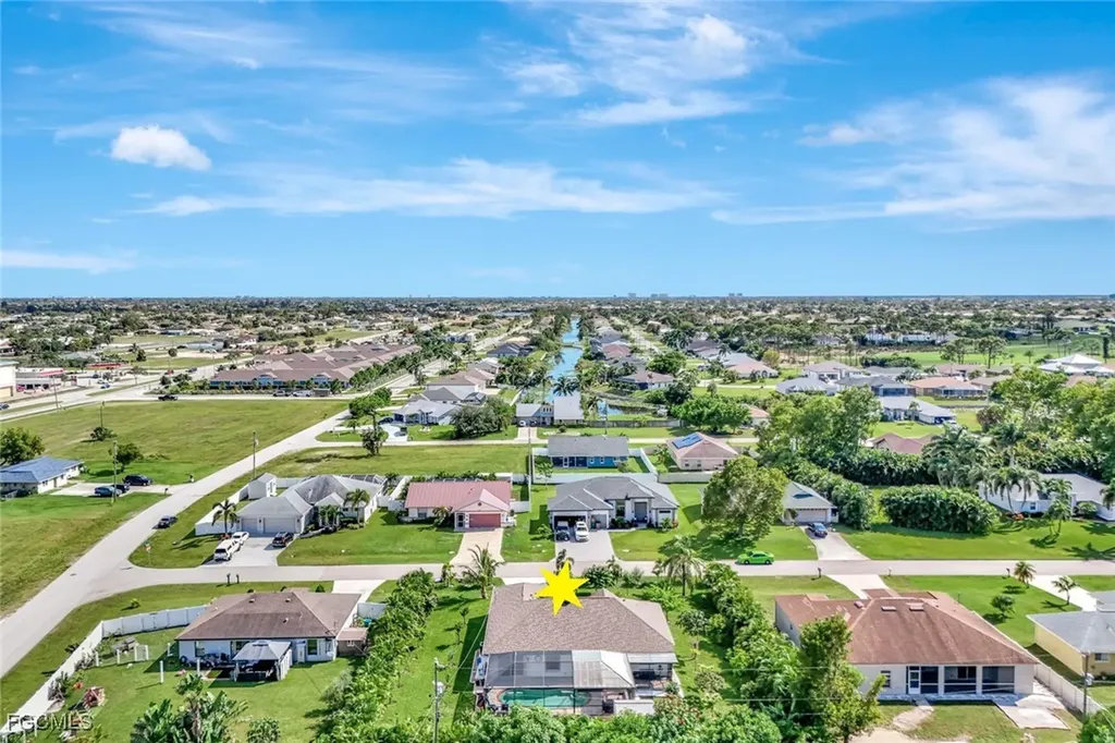 831 SW 17th Terrace Cape Coral FL 33991