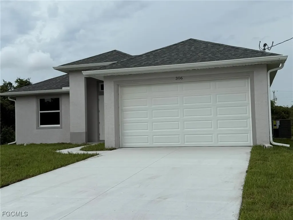 306 Lenz Avenue S Lehigh Acres FL 33974