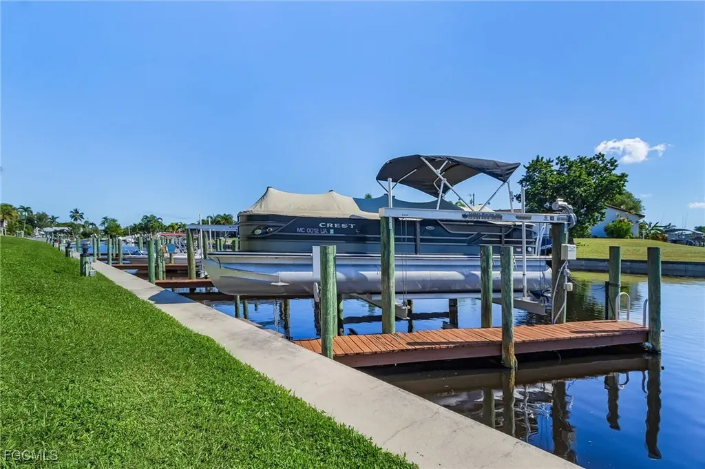 3905 Del Prado Boulevard S Cape Coral FL 33904