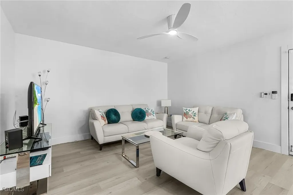 3905 Del Prado Boulevard S Cape Coral FL 33904