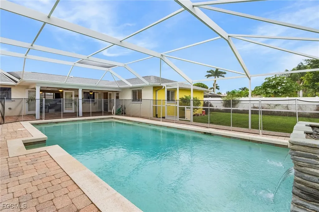 3602 SE 2nd Avenue Cape Coral FL 33904