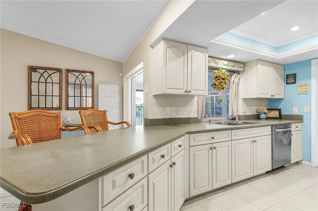 3602 SE 2nd Avenue Cape Coral FL 33904