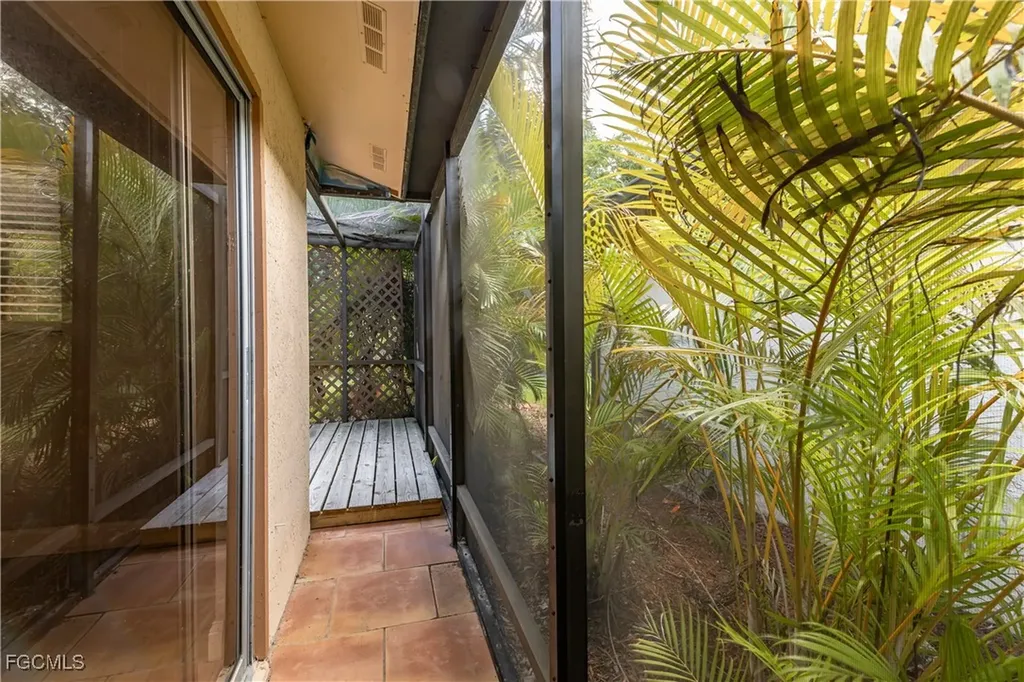 6468 Royal Woods Drive Fort Myers FL 33908