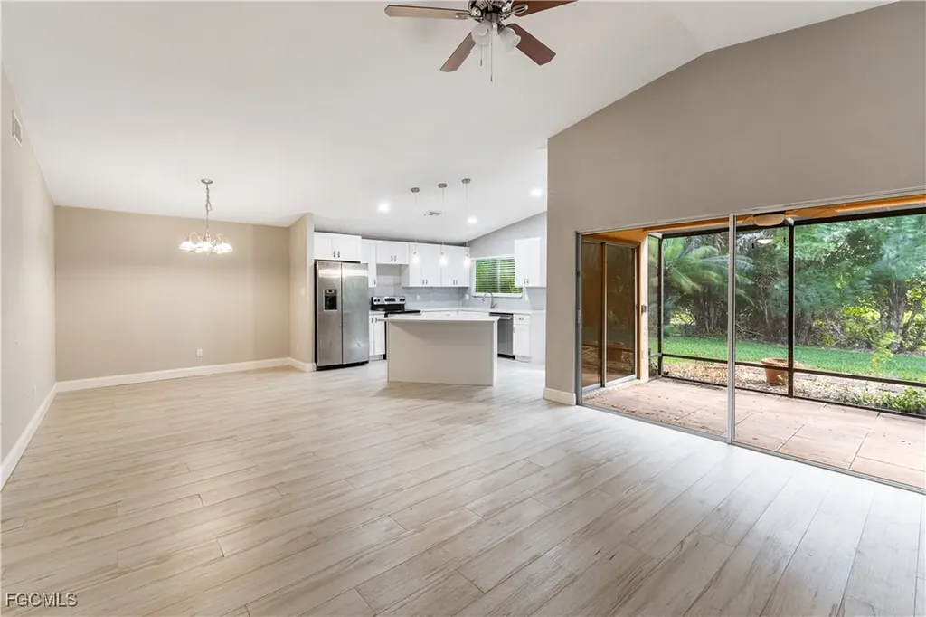 6468 Royal Woods Drive Fort Myers FL 33908