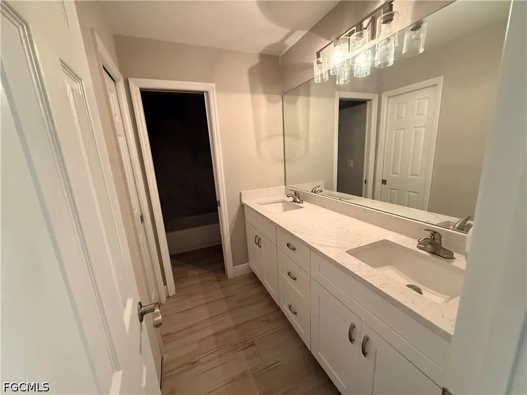 6468 Royal Woods Drive Fort Myers FL 33908