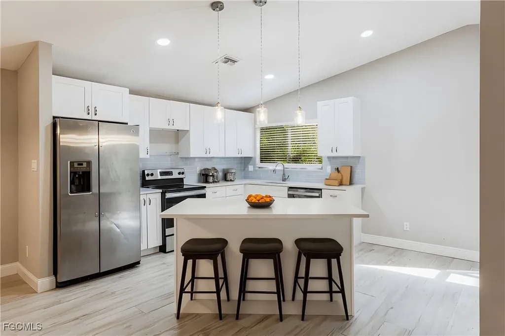 6468 Royal Woods Drive Fort Myers FL 33908