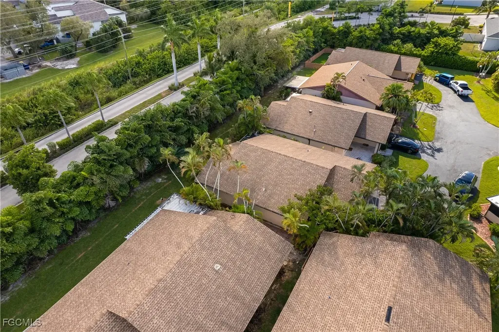 6468 Royal Woods Drive Fort Myers FL 33908