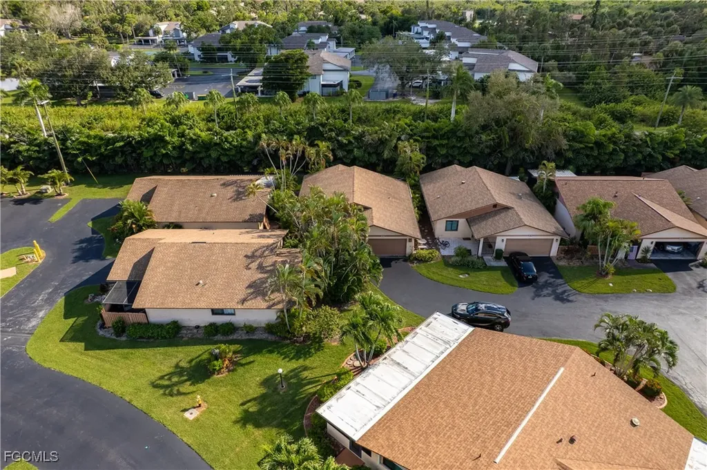 6468 Royal Woods Drive Fort Myers FL 33908