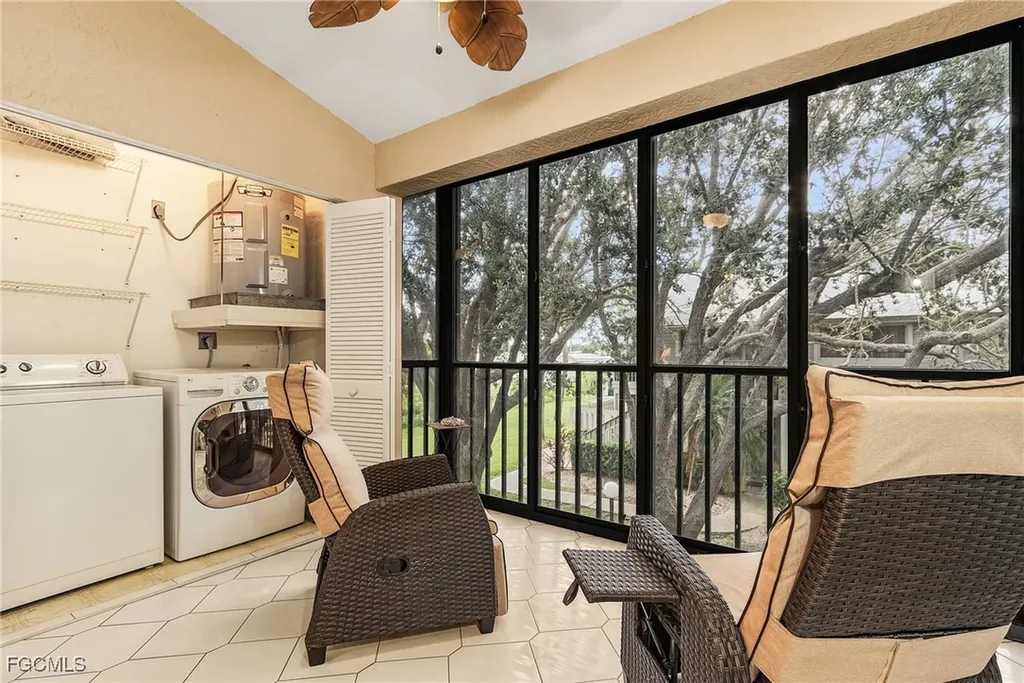 5731 Foxlake Drive North Fort Myers FL 33917