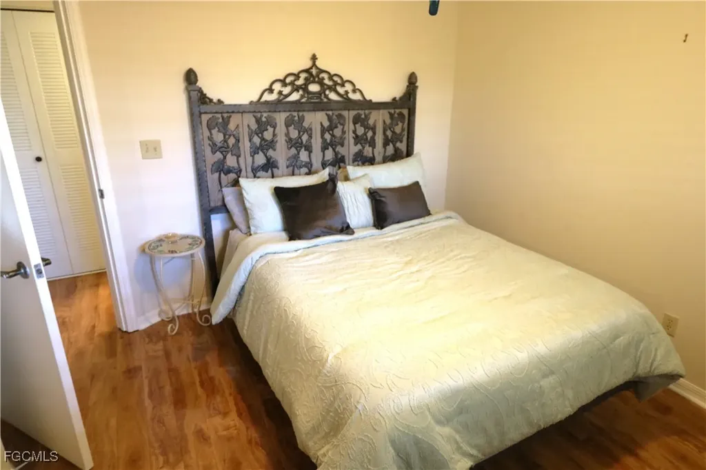 5731 Foxlake Drive North Fort Myers FL 33917