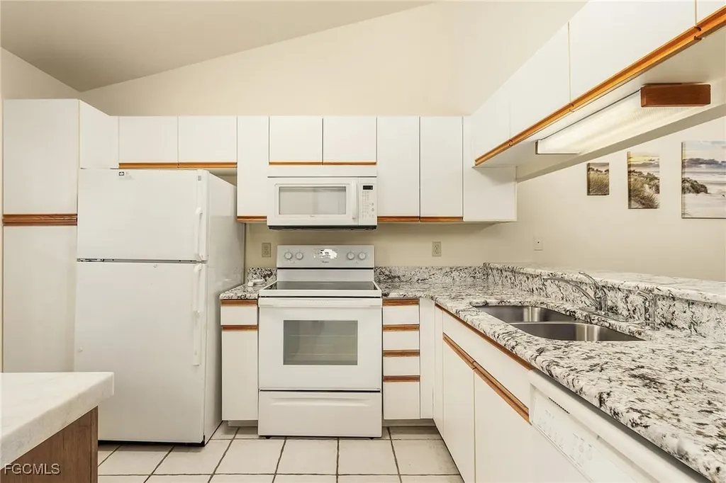 5731 Foxlake Drive North Fort Myers FL 33917